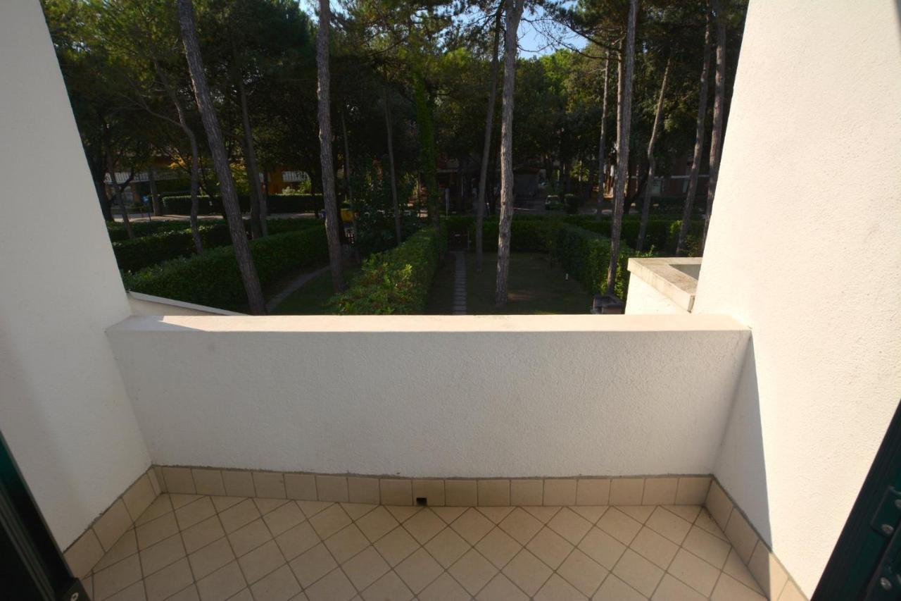 Villa A Lignano Pineta Lignano Sabbiadoro Buitenkant foto